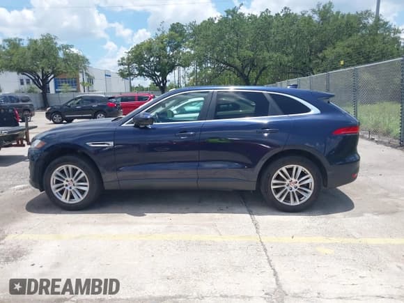 ✅ 2019 Jaguar F-Pace 25t Prestige • VIN: SADCK2GX5KA390178 • Lot: 42685619. Wystawiony na IAAI z przebiegiem 96 564 mil. Bezpłatny archiwum sprzedaży aukcyjnych z USA i szczegółowy raport historii pojazdu na DreamBid. Zdjęcie 14.