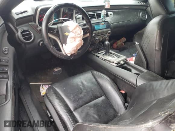 2012 Chevrolet Camaro 2LT z VIN 2G1FC3D33C9124032, wystawiony jako Copart lot #70016215 z przebiegiem 78 005 mil mil oraz Szkoda całkowita • Salvage title. Historia ofert i sprzedaży dostępna na DreamBid. Obrazek 8.