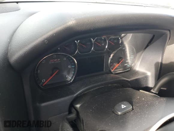 ✅ 2017 Chevrolet Silverado 1500 LT • VIN: 3GCUKREC3HG107523 • Лот: 75478144. Опубликован ранее на Copart с пробегом Не указан. Бесплатный доступ к архиву аукционных продаж из США и подробный отчёт об истории автомобиля на DreamBid. Изображение 9.