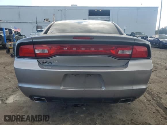 ✅ 2011 Dodge Charger Rallye • VIN: 2B3CL3CG1BH519976 • Lot: 80280735. Wystawiony na Copart z przebiegiem 167 283 mil. Bezpłatny archiwum sprzedaży aukcyjnych z USA i szczegółowy raport historii pojazdu na DreamBid. Zdjęcie 6.