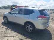 ✅ 2015 Nissan Rogue SV • VIN: 5N1AT2MT5FC788014 • Лот: 42541576. Опубликован ранее на IAAI с пробегом 121 398 миль. Бесплатный доступ к архиву аукционных продаж из США и подробный отчёт об истории автомобиля на DreamBid. Изображение 3.