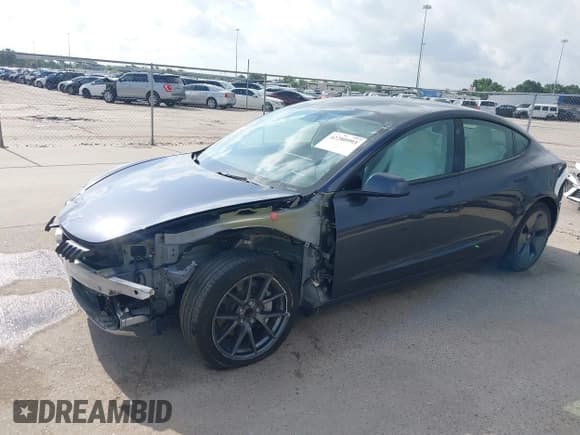 ✅ 2023 Tesla Model 3 • VIN: 5YJ3E1EA7PF567906 • Lot: 42280993. Wystawiony na IAAI z przebiegiem 41 452 mil. Bezpłatny archiwum sprzedaży aukcyjnych z USA i szczegółowy raport historii pojazdu na DreamBid. Zdjęcie 2.