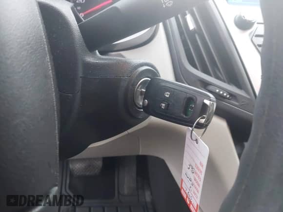 2013 Chevrolet Equinox LS z VIN 2GNALBEK8D6190717, wystawiony jako IAAI lot #43524230 z przebiegiem 85 670 mil mil oraz . Historia ofert i sprzedaży dostępna na DreamBid. Obrazek 11.