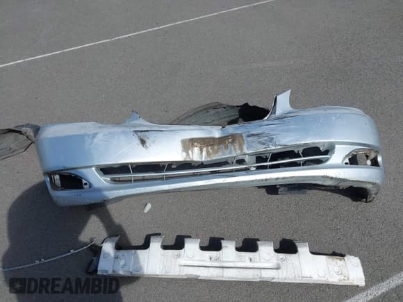 ✅ 2006 Toyota Corolla CE • VIN: 1NXBR32E96Z681054 • Lot: 43678067. Listed on IAAI with 152,719 mi. Free auction sales archive from the USA and detailed vehicle history report at DreamBid. Image 12.