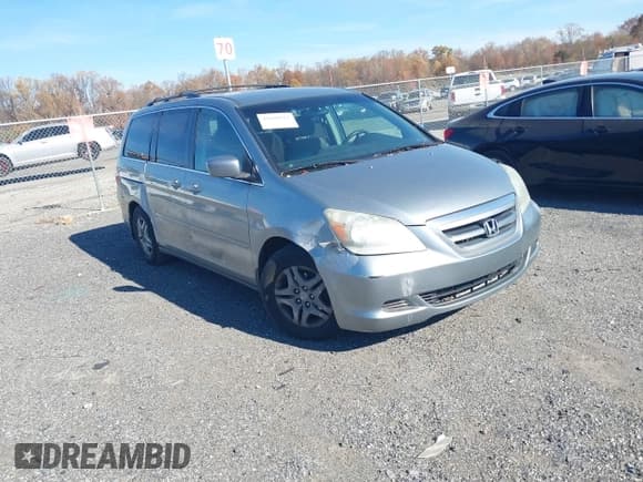 ✅ 2006 Honda Odyssey EX • VIN: 5FNRL38436B049808 • Lot: 43620222. Wystawiony na IAAI z przebiegiem 268 773 mil. Bezpłatny archiwum sprzedaży aukcyjnych z USA i szczegółowy raport historii pojazdu na DreamBid. Zdjęcie 1.