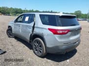 ✅ 2021 Chevrolet Traverse RS • VIN: 1GNEVJKW5MJ166410 • Lot: 42578250. Wystawiony na IAAI z przebiegiem 61 088 mil. Bezpłatny archiwum sprzedaży aukcyjnych z USA i szczegółowy raport historii pojazdu na DreamBid. Zdjęcie 3.