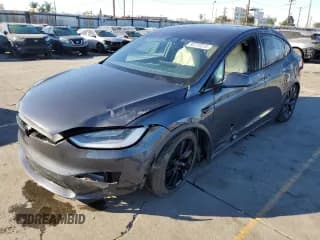 ✅ 2022 Tesla Model X • VIN: 7SAXCDE57NF345653 • Lot: 92273515. Wystawiony na Copart z przebiegiem 39 884 mil. Bezpłatny archiwum sprzedaży aukcyjnych z USA i szczegółowy raport historii pojazdu na DreamBid. Zdjęcie 1.