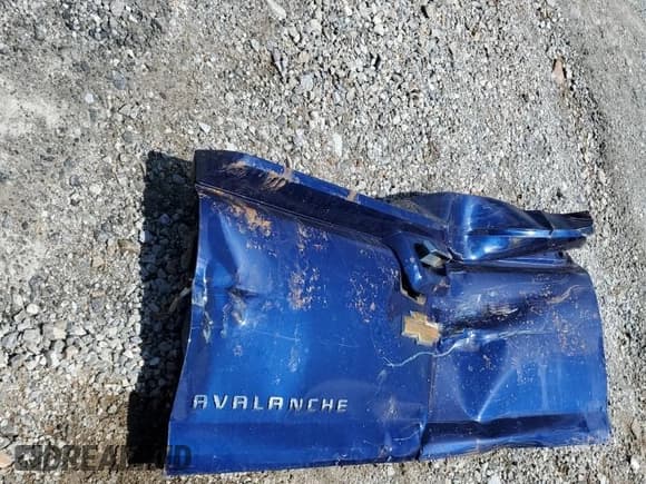 ✅ 2013 Chevrolet Avalanche LS • VIN: 3GNMCEE01DG379467 • Lot: 67976585. Listed on Copart with Not provided. Free auction sales archive from the USA and detailed vehicle history report at DreamBid. Image 12.