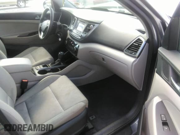 ✅ 2016 Hyundai Tucson SE • VIN: KM8J33A42GU166100 • Лот: 36930847. Опубликован ранее на IAAI с пробегом 81 978 миль. Бесплатный доступ к архиву аукционных продаж из США и подробный отчёт об истории автомобиля на DreamBid. Изображение 5.