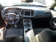 ✅ 2019 Dodge Challenger SXT • VIN: 2C3CDZAG1KH503721 • Lot: 39161073. Wystawiony na Copart z przebiegiem 101 819 mil. Bezpłatny archiwum sprzedaży aukcyjnych z USA i szczegółowy raport historii pojazdu na DreamBid. Zdjęcie 8.