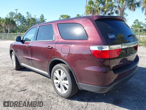 ✅ 2012 Dodge Durango SXT • VIN: 1C4RDHAG2CC321725 • Lot: 43704788. Wystawiony na IAAI z przebiegiem 95 949 mil. Bezpłatny archiwum sprzedaży aukcyjnych z USA i szczegółowy raport historii pojazdu na DreamBid. Zdjęcie 3.