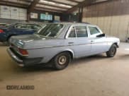 ✅ 1985 Mercedes-Benz 300 • VIN: WDBAB33C7FA271399 • Lot: 60481895. Listed on Copart with 149,286 mi. Free auction sales archive from the USA and detailed vehicle history report at DreamBid. Image 3.