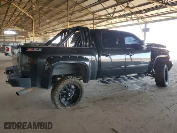 2013 Chevrolet Silverado 1500 LT с VIN 3GCPKSE74DG232774, выставлен на аукционе Copart как лот 85376485 с пробегом 183 767 миль миль и Списание • Salvage title. История ставок и продаж доступна на DreamBid. Изображение 3.