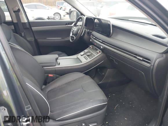 ✅ 2025 Hyundai Palisade SEL • VIN: KM8R2DGE5SU947164 • Lot: 43684787. Wystawiony na IAAI z przebiegiem 8 511 mil. Bezpłatny archiwum sprzedaży aukcyjnych z USA i szczegółowy raport historii pojazdu na DreamBid. Zdjęcie 5.