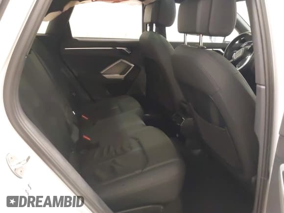 ✅ 2021 Audi Q3 Premium • VIN: WA1AUCF30M1066182 • Lot: 42847659. Listed on IAAI with 88,036 mi. Free auction sales archive from the USA and detailed vehicle history report at DreamBid. Image 8.