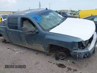 2007 Chevrolet Silverado 1500 1LT z VIN 2GCEC13C271597207, wystawiony jako IAAI lot #42639890 z przebiegiem 247 290 mil mil oraz . Historia ofert i sprzedaży dostępna na DreamBid. Obrazek 1.