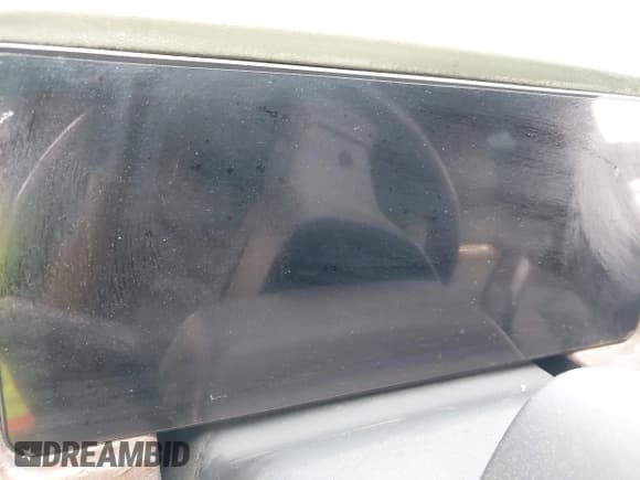 ✅ 2022 Rivian R1T Launch Edition • VIN: 7FCTGAAL8NN005099 • Лот: 42374412. Опубликован ранее на IAAI с пробегом Не указан. Бесплатный доступ к архиву аукционных продаж из США и подробный отчёт об истории автомобиля на DreamBid. Изображение 7.