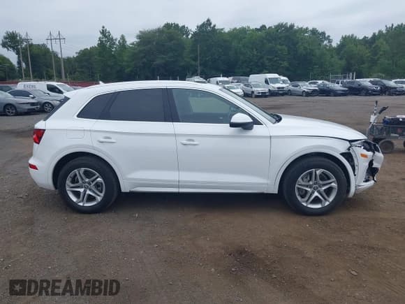✅ 2019 Audi Q5 Premium • VIN: WA1ANAFY4K2036672 • Лот: 43019116. Опубликован ранее на IAAI с пробегом 59 917 миль. Бесплатный доступ к архиву аукционных продаж из США и подробный отчёт об истории автомобиля на DreamBid. Изображение 13.