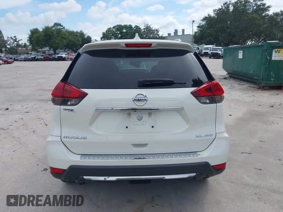 ✅ 2018 Nissan Rogue SV • VIN: 5N1AT2MV0JC755464 • Lot: 42896713. Listed on IAAI with 51,351 mi. Free auction sales archive from the USA and detailed vehicle history report at DreamBid. Image 17.
