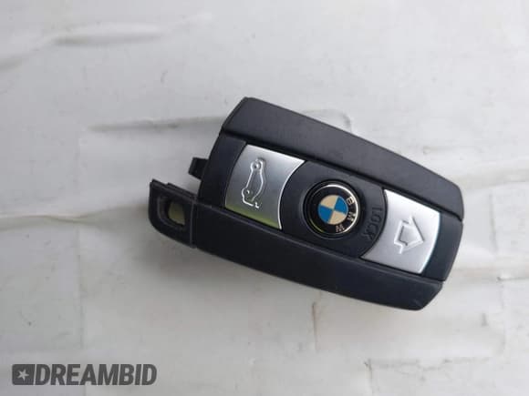 ✅ 2012 BMW 3 Series 335i • VIN: WBAKG7C50CE802296 • Lot: 43668515. Wystawiony na IAAI z przebiegiem 132 222 mil. Bezpłatny archiwum sprzedaży aukcyjnych z USA i szczegółowy raport historii pojazdu na DreamBid. Zdjęcie 11.