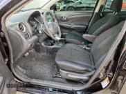 ✅ 2013 Nissan Versa SL • VIN: 3N1CN7AP2DL826427 • Lot: 70221365. Wystawiony na Copart z przebiegiem 80 458 mil. Bezpłatny archiwum sprzedaży aukcyjnych z USA i szczegółowy raport historii pojazdu na DreamBid. Zdjęcie 7.