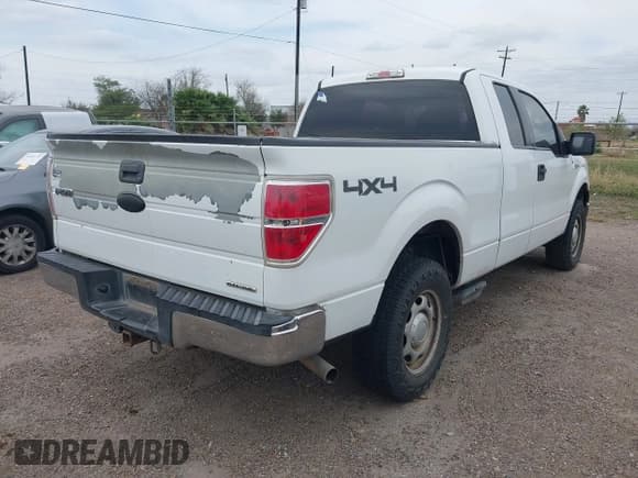 ✅ 2011 Ford F-150 XL • VIN: 1FTEX1EM6BKD47410 • Lot: 41575535. Listed on IAAI with 372,634 mi. Free auction sales archive from the USA and detailed vehicle history report at DreamBid. Image 4.