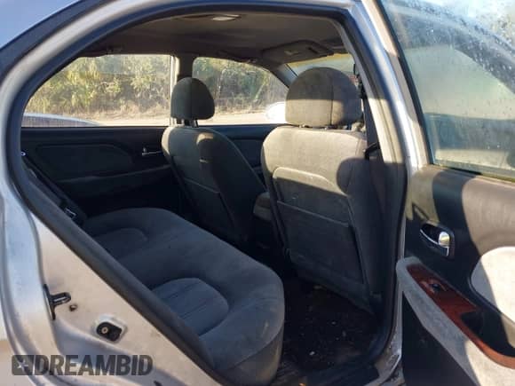 2004 Hyundai Sonata GLS z VIN KMHWF35H34A011658, wystawiony jako IAAI lot #41605017 z przebiegiem 151 332 mil mil oraz . Historia ofert i sprzedaży dostępna na DreamBid. Obrazek 8.