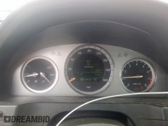 ✅ 2008 Mercedes-Benz C 300 Sport • VIN: WDDGF54X68R014791 • Lot: 60795445. Wystawiony na Copart z przebiegiem 184 857 mil. Bezpłatny archiwum sprzedaży aukcyjnych z USA i szczegółowy raport historii pojazdu na DreamBid. Zdjęcie 9.