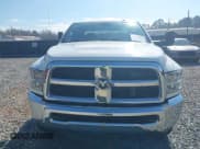✅ 2018 Ram 2500 Tradesman • VIN: 3C6UR5HL8JG192520 • Lot: 41609852. Wystawiony na IAAI z przebiegiem 255 003 mil. Bezpłatny archiwum sprzedaży aukcyjnych z USA i szczegółowy raport historii pojazdu na DreamBid. Zdjęcie 12.