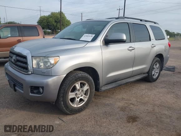 ✅ 2015 Toyota Sequoia SR5 • VIN: 5TDZY5G14FS060185 • Лот: 42465128. Опубликован ранее на IAAI с пробегом 150 891 миль. Бесплатный доступ к архиву аукционных продаж из США и подробный отчёт об истории автомобиля на DreamBid. Изображение 17.