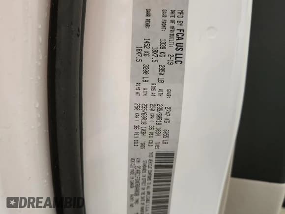 ✅ 2019 Chrysler Pacifica Touring Plus • VIN: 2C4RC1FGXKR640038 • Lot: 82352005. Wystawiony na Copart z przebiegiem 162 143 mil. Bezpłatny archiwum sprzedaży aukcyjnych z USA i szczegółowy raport historii pojazdu na DreamBid. Zdjęcie 14.