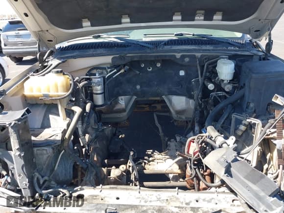 ✅ 2004 Chevrolet Suburban Z71 • VIN: 3GNFK16Z34G275757 • Лот: 42836121. Опубликован ранее на IAAI с пробегом 210 593 миль. Бесплатный доступ к архиву аукционных продаж из США и подробный отчёт об истории автомобиля на DreamBid. Изображение 10.