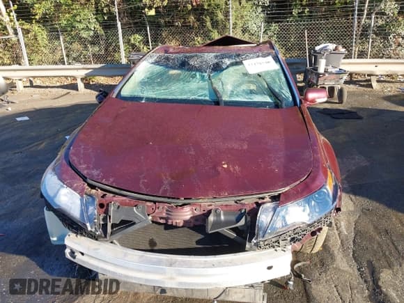 ✅ 2014 Acura TL Technology • VIN: 19UUA8F53EA002330 • Lot: 43478546. Listed on IAAI with 101,288 mi. Free auction sales archive from the USA and detailed vehicle history report at DreamBid. Image 6.