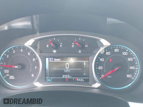 ✅ 2018 Chevrolet Traverse LT Cloth • VIN: 1GNERGKWXJJ266604 • Lot: 42862735. Wystawiony na IAAI z przebiegiem 21 815 mil. Bezpłatny archiwum sprzedaży aukcyjnych z USA i szczegółowy raport historii pojazdu na DreamBid. Zdjęcie 7.