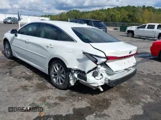 ✅ 2022 Toyota Avalon Hybrid XLE • VIN: 4T1AA1AB8NU011587 • Лот: 43539312. Опубликован ранее на IAAI с пробегом 40 302 миль. Бесплатный доступ к архиву аукционных продаж из США и подробный отчёт об истории автомобиля на DreamBid. Изображение 3.