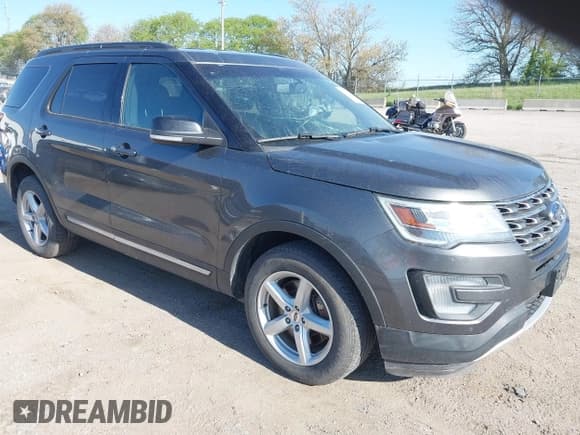 ✅ 2017 Ford Explorer XLT • VIN: 1FM5K8D89HGA43961 • Лот: 42174785. Опубликован ранее на IAAI с пробегом 104 435 миль. Бесплатный доступ к архиву аукционных продаж из США и подробный отчёт об истории автомобиля на DreamBid. Изображение 1.