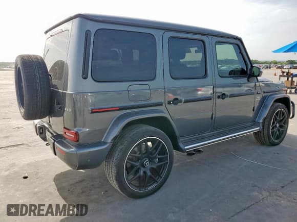 ✅ 2021 Mercedes-Benz G 63 AMG • VIN: W1NYC7HJ3MX380683 • Lot: 61529165. Listed on Copart with 47,226 mi. Free auction sales archive from the USA and detailed vehicle history report at DreamBid. Image 3.