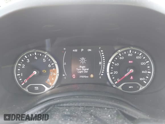 ✅ 2018 Jeep Renegade Latitude • VIN: ZACCJBBB6JPH96625 • Лот: 43630653. Опубликован ранее на IAAI с пробегом 77 070 миль. Бесплатный доступ к архиву аукционных продаж из США и подробный отчёт об истории автомобиля на DreamBid. Изображение 7.