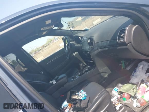 ✅ 2021 Jeep Grand Cherokee Limited • VIN: 1C4RJFBG2MC669487 • Lot: 42066881. Wystawiony na IAAI z przebiegiem 137 905 mil. Bezpłatny archiwum sprzedaży aukcyjnych z USA i szczegółowy raport historii pojazdu na DreamBid. Zdjęcie 5.