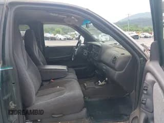 ✅ 1999 Dodge Dakota SLT • VIN: 1B7GG22X0XS104969 • Lot: 42493470. Wystawiony na IAAI z przebiegiem 160 019 mil. Bezpłatny archiwum sprzedaży aukcyjnych z USA i szczegółowy raport historii pojazdu na DreamBid. Zdjęcie 5.