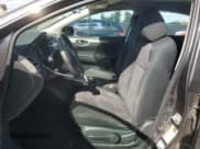 ✅ 2015 Nissan Sentra S • VIN: 3N1AB7AP8FY342770 • Lot: 85206845. Wystawiony na Copart z przebiegiem 98 572 mil. Bezpłatny archiwum sprzedaży aukcyjnych z USA i szczegółowy raport historii pojazdu na DreamBid. Zdjęcie 7.