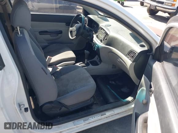 ✅ 2008 Hyundai Accent GS • VIN: KMHCM36CX8U073896 • Лот: 42088516. Опубликован ранее на IAAI с пробегом 182 092 миль. Бесплатный доступ к архиву аукционных продаж из США и подробный отчёт об истории автомобиля на DreamBid. Изображение 5.