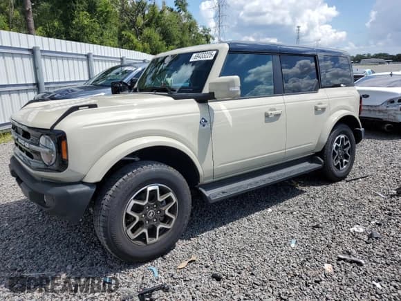 ✅ 2025 Ford Bronco Outer Banks • VIN: 1FMEE8BPXSLA68142 • Lot: 69433225. Listed on Copart with 3,053 mi. Free auction sales archive from the USA and detailed vehicle history report at DreamBid. Image 1.
