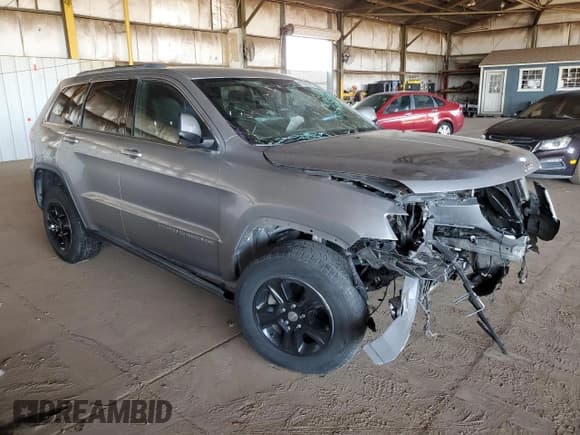 ✅ 2016 Jeep Grand Cherokee Laredo • VIN: 1C4RJEAG7GC368486 • Lot: 82292925. Wystawiony na Copart z przebiegiem Nie podano. Bezpłatny archiwum sprzedaży aukcyjnych z USA i szczegółowy raport historii pojazdu na DreamBid. Zdjęcie 4.