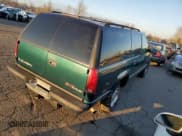 ✅ 1997 GMC Suburban • VIN: 3GKFK16RXVG513571 • Lot: 82086924. Wystawiony na Copart z przebiegiem 190 142 mil. Bezpłatny archiwum sprzedaży aukcyjnych z USA i szczegółowy raport historii pojazdu na DreamBid. Zdjęcie 3.