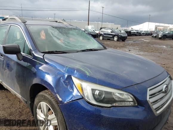 ✅ 2016 Subaru Outback 2.5i • VIN: 4S4BSAAC4G3226855 • Lot: 43806406. Wystawiony na IAAI z przebiegiem 140 103 mil. Bezpłatny archiwum sprzedaży aukcyjnych z USA i szczegółowy raport historii pojazdu na DreamBid. Zdjęcie 6.