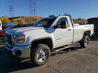 ✅ 2017 GMC Sierra 2500HD • VIN: 1GT02REG8HZ240103 • Lot: 77389314. Wystawiony na Copart z przebiegiem 95 967 mil. Bezpłatny archiwum sprzedaży aukcyjnych z USA i szczegółowy raport historii pojazdu na DreamBid. Zdjęcie 1.