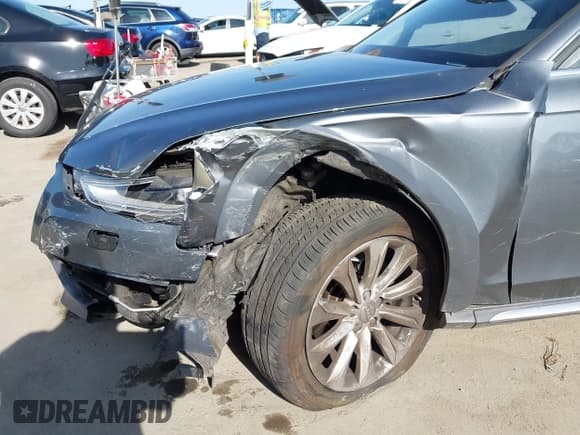 ✅ 2015 Audi allroad A4 Premium Plus • VIN: WA1UFAFLXFA017599 • Лот: 42316558. Опубликован ранее на IAAI с пробегом 91 352 миль. Бесплатный доступ к архиву аукционных продаж из США и подробный отчёт об истории автомобиля на DreamBid. Изображение 6.