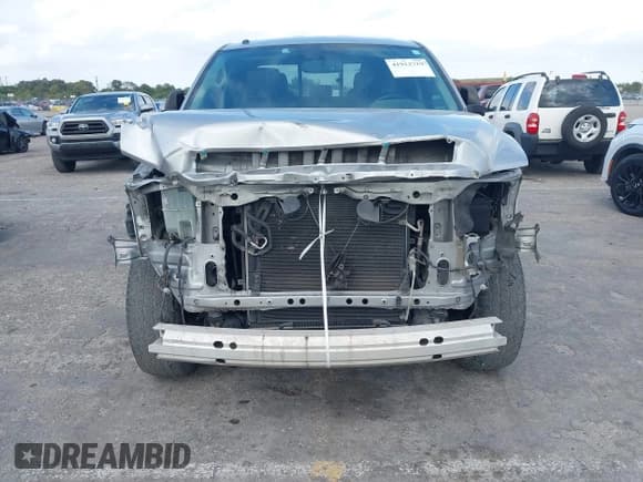 ✅ 2015 Toyota Tundra SR5 • VIN: 5TFRY5F15FX177849 • Lot: 41912719. Wystawiony na IAAI z przebiegiem 233 567 mil. Bezpłatny archiwum sprzedaży aukcyjnych z USA i szczegółowy raport historii pojazdu na DreamBid. Zdjęcie 6.