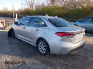 ✅ 2024 Toyota Corolla LE • VIN: 5YFB4MDEXRP108865 • Lot: 43606482. Wystawiony na IAAI z przebiegiem 37 176 mil. Bezpłatny archiwum sprzedaży aukcyjnych z USA i szczegółowy raport historii pojazdu na DreamBid. Zdjęcie 3.
